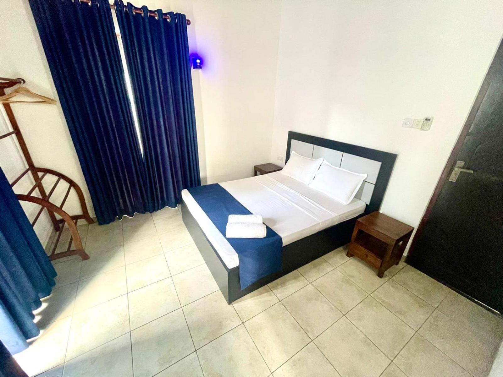 Hotel One Sixty Dehiwala-Mount Lavinia Exterior photo
