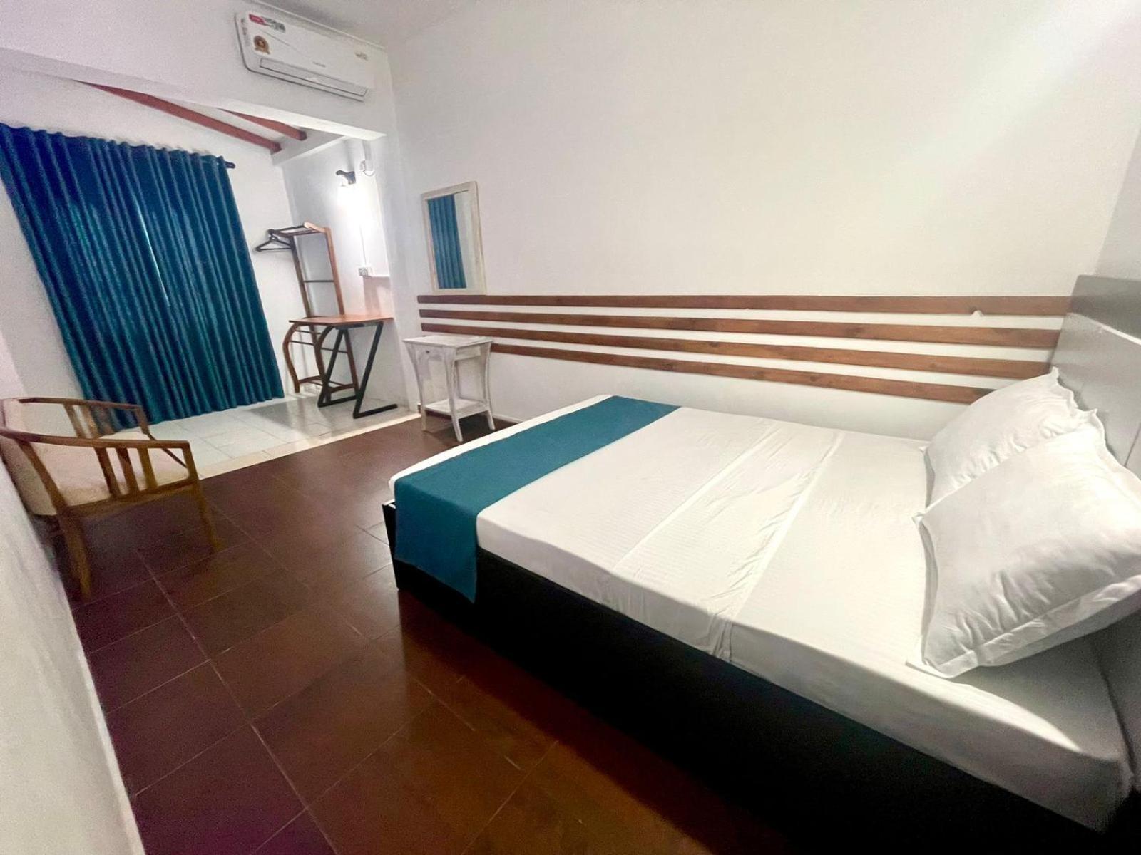 Hotel One Sixty Dehiwala-Mount Lavinia Exterior photo