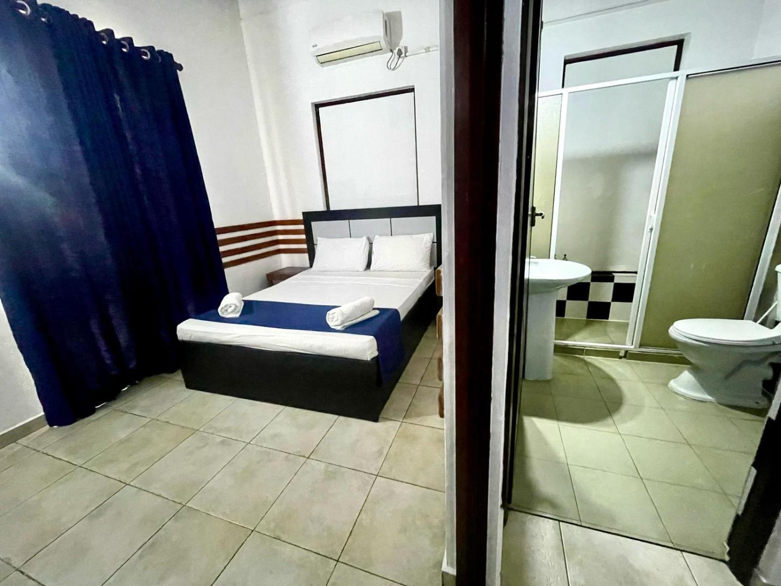 Hotel One Sixty Dehiwala-Mount Lavinia Exterior photo