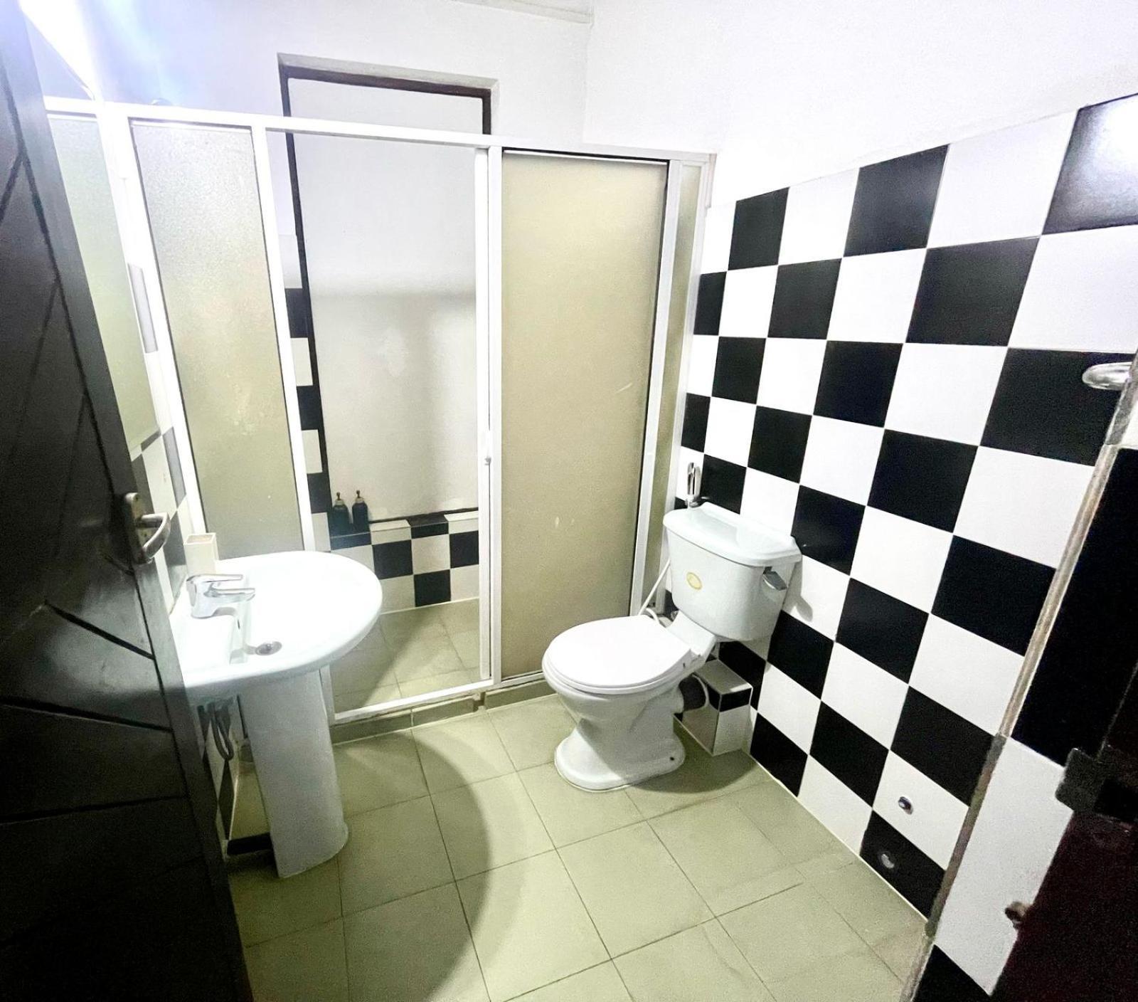 Hotel One Sixty Dehiwala-Mount Lavinia Exterior photo